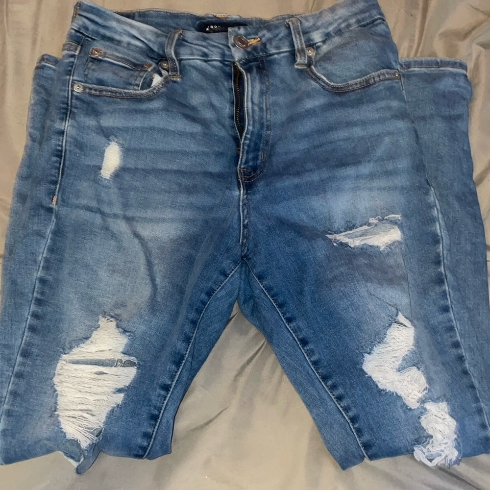 Aeropostale high rise curvy jegging (ripped)